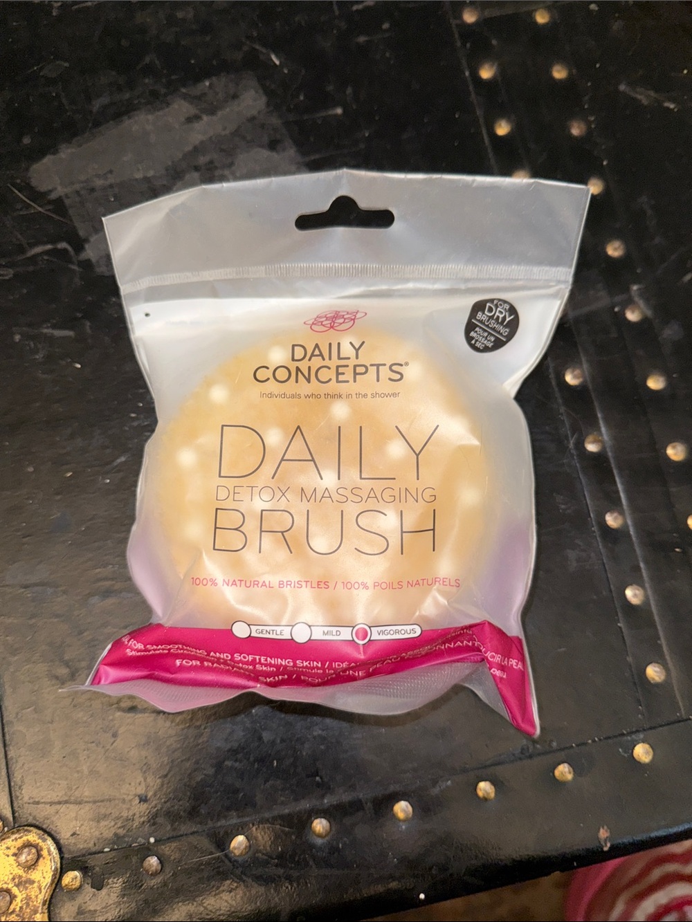Daily Detox Massaging Brush - Cream